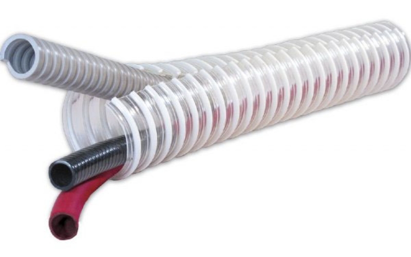 Bước 2: Luồn dây vào ống gen bảo vệ