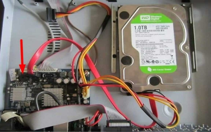 Cách lắp ổ cứng cho đầu ghi camera đúng kỹ thuật