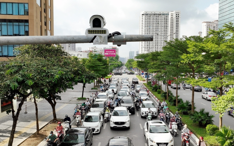 Camera bắn tốc độ cố định