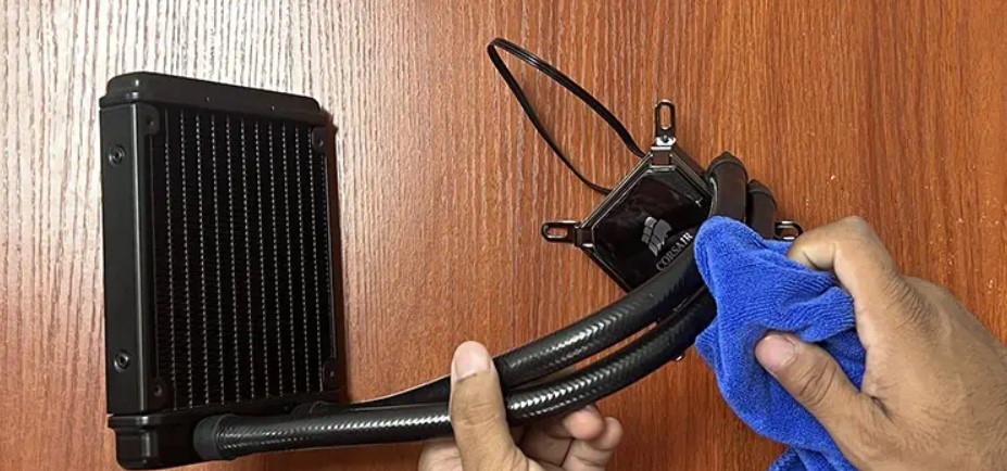lau ống và khối nước máy bơm bằng vải khô và không có xơ