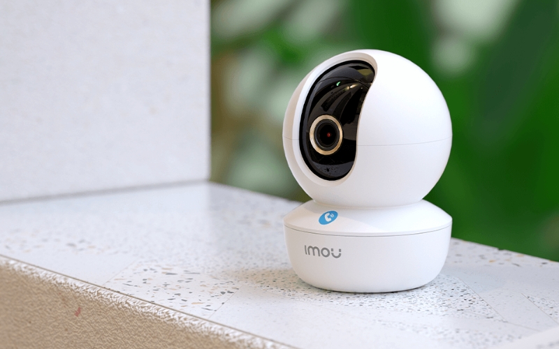 Đặt camera ở vị trí phù hợp, tránh vật cản giữa micro và loa