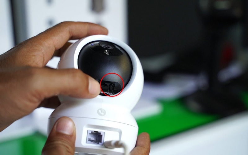 Khởi động lại hoặc reset camera Ezviz về cài đặt gốc