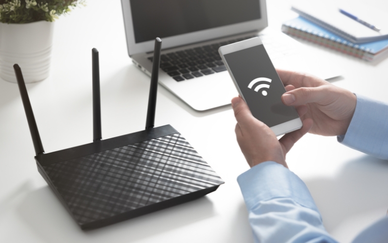 Kiểm tra tín hiệu và kết nối mạng WiFi